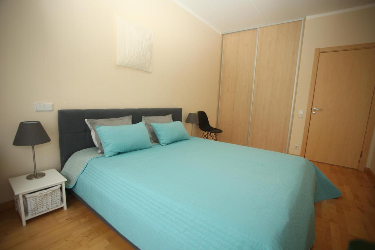 Cozy Home Apartment Kaivas, Free Parking, Self Check-In Riga Buitenkant foto